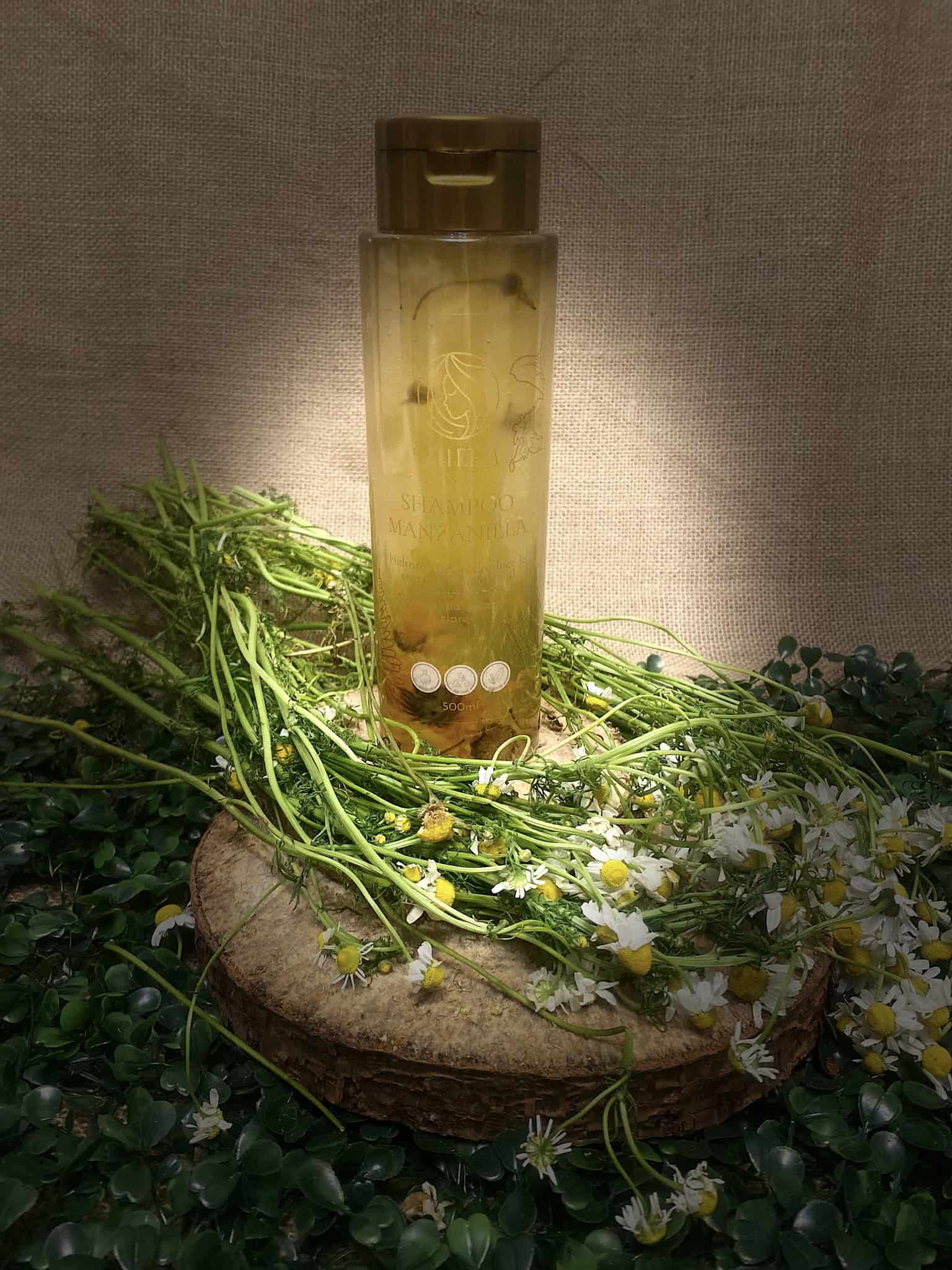shampoo-manzanilla-revitaliza-y-ilumina-tu-cabello-Belletza